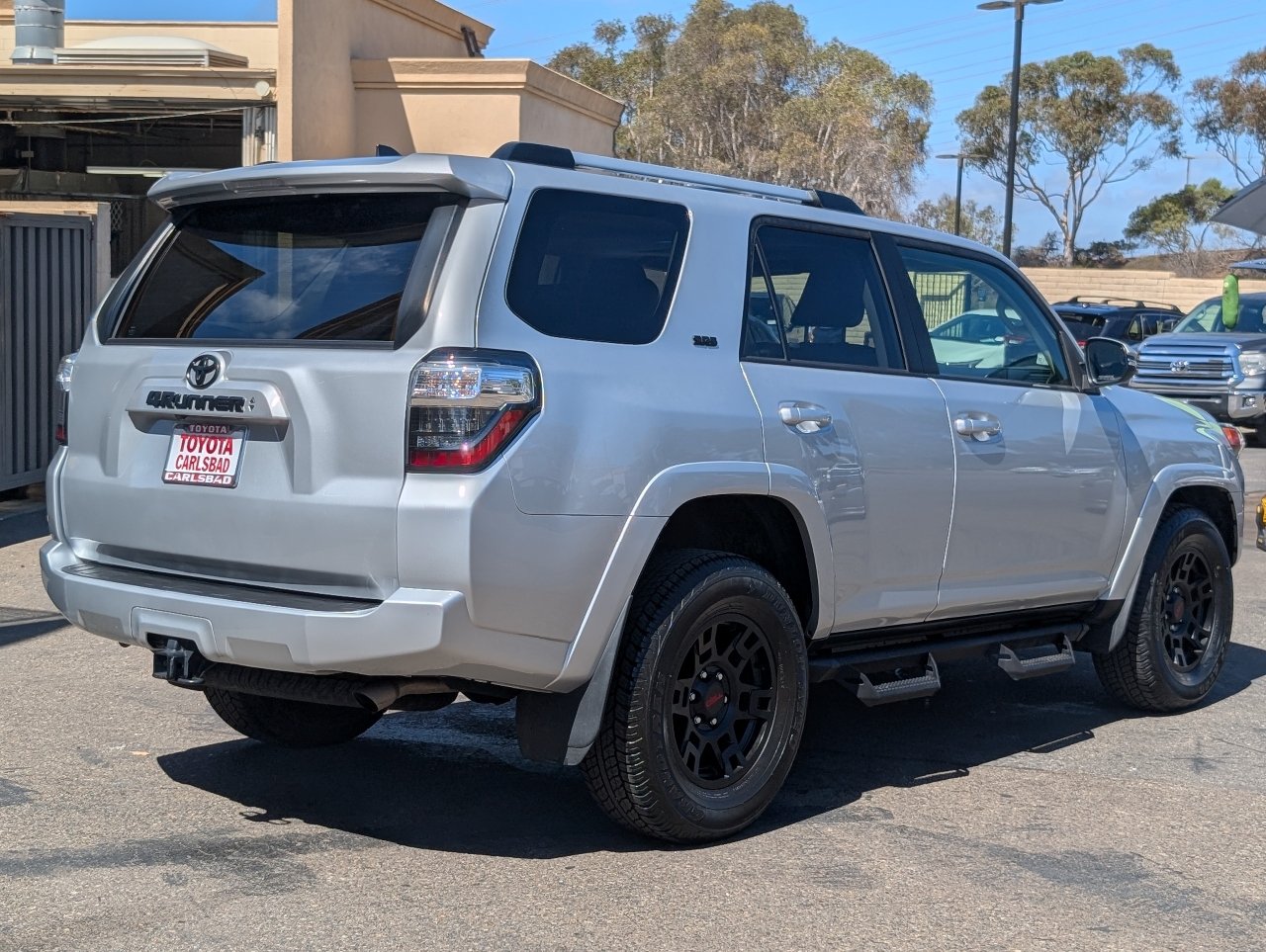 Used 2024 Toyota 4Runner SR5 Premium w/ Moonroof Package RWD image 13