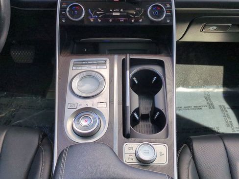 Used 2021 Genesis GV80 2.5T w/ Advanced Package 03 image 18