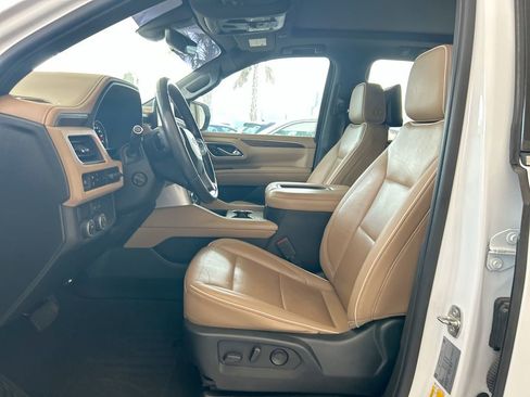 Used 2021 Chevrolet Suburban Premier RWD image 11