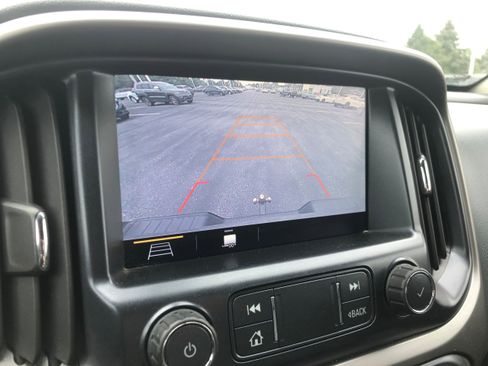 Used 2019 Chevrolet Colorado Z71 image 18