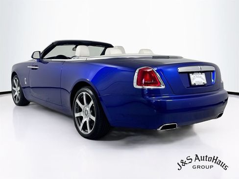 Used 2017 Rolls-Royce Dawn RWD image 5