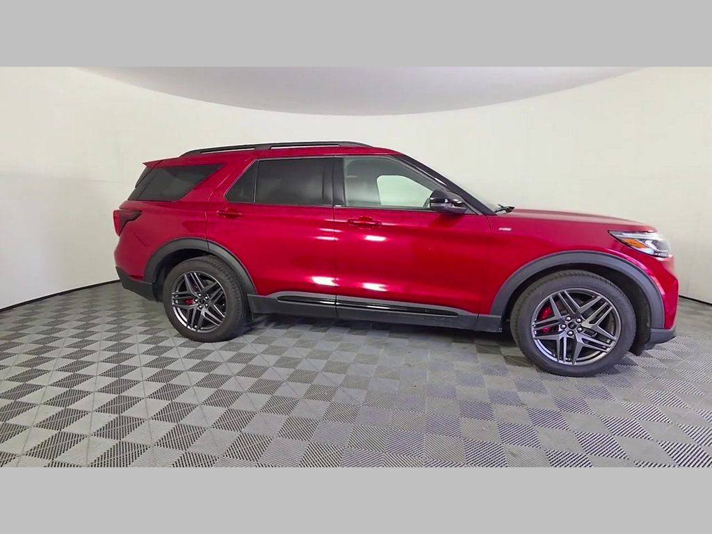 Used 2026 Ford Explorer ST-Line w/ ST-Line Street Pack RWD image 35