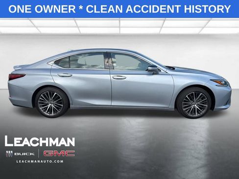Used 2023 Lexus ES 350 w/ Premium Package image 2
