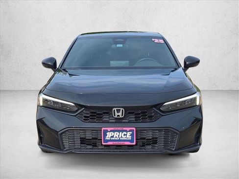 Used 2025 Honda Civic Sport image 2