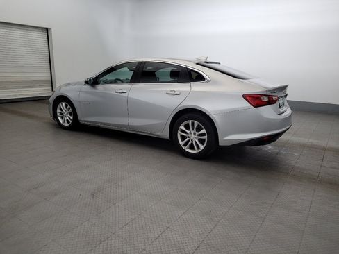 Used 2018 Chevrolet Malibu LT FWD image 3