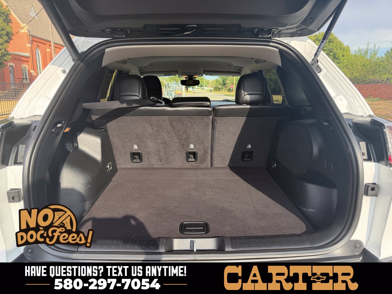 Used 2020 Jeep Cherokee Trailhawk AWD/4WD image 29
