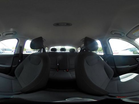 Used 2025 Kia K4 FWD image 41