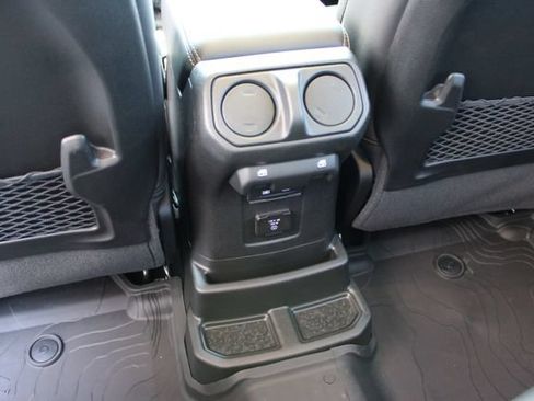 New 2026 Jeep Wrangler Unlimited Sahara AWD/4WD image 44