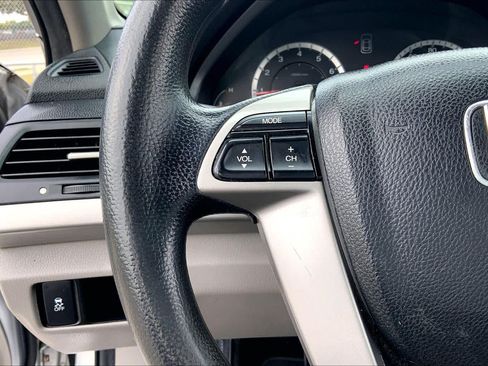 Used 2011 Honda Accord LX image 22