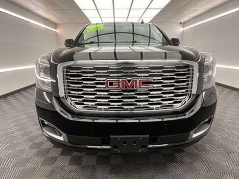 Used 2019 GMC Yukon Denali w/ Denali Ultimate Package image 2