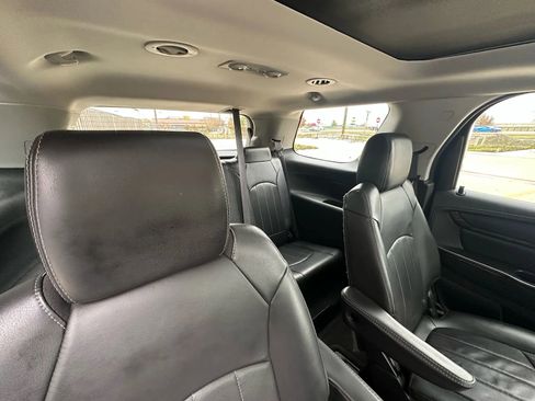 Used 2015 GMC Acadia Denali image 19