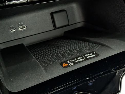 New 2026 Chevrolet Traverse High Country image 27