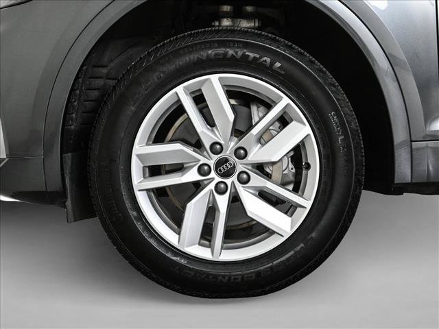 Used 2023 Audi Q5 2.0T Premium w/ Convenience Package AWD/4WD image 25
