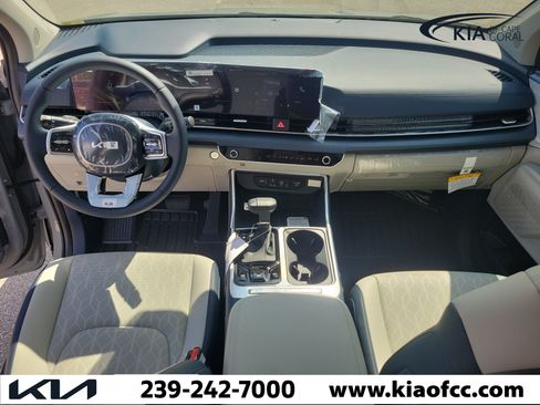 New 2026 Kia Carnival EX FWD image 16