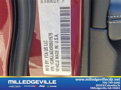 New 2024 Jeep Grand Cherokee L Altitude image 19