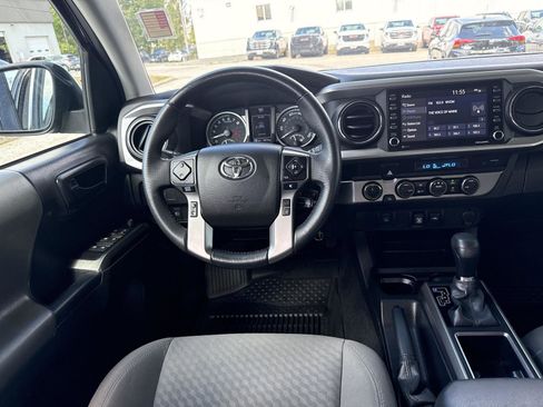 Used 2022 Toyota Tacoma SR5 image 15
