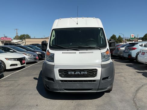 Used 2021 RAM ProMaster 2500 w/ Convenience Group FWD image 3