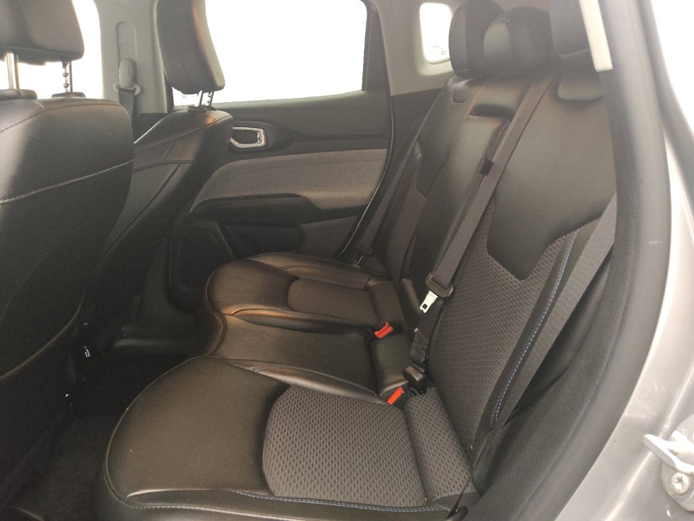 Used 2022 Jeep Compass Latitude w/ Convenience Group AWD/4WD image 18