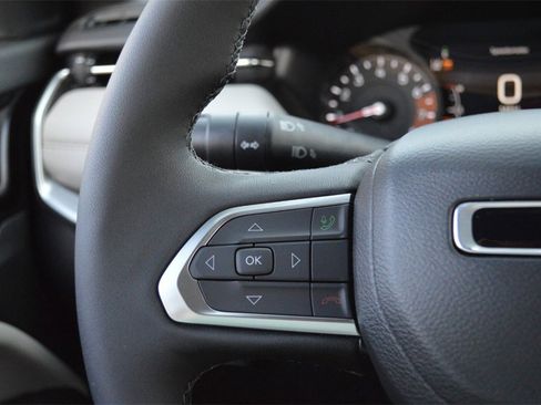 New 2026 Jeep Compass Limited image 17