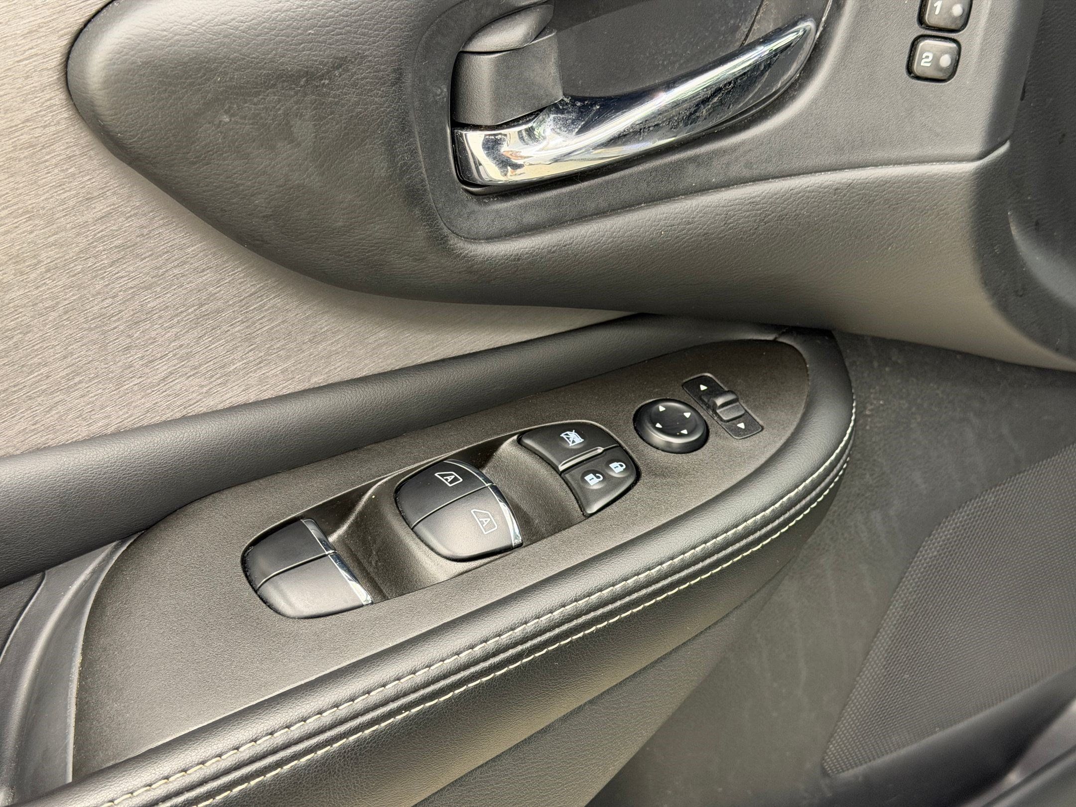Used 2023 Nissan Murano SL w/ SL Moonroof Package FWD image 26