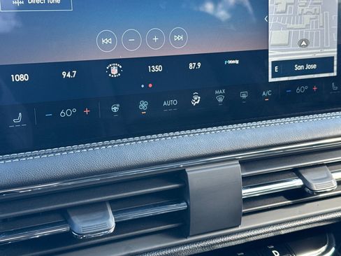 Used 2025 Lincoln Corsair FWD w/ Equipment Group 101A image 20