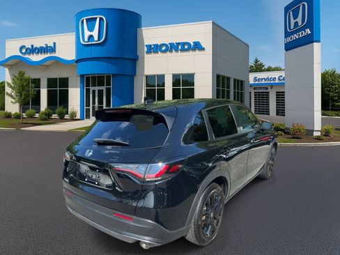 Used 2025 Honda HR-V Sport image 6