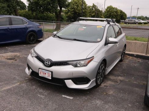 Used 2016 Scion iM FWD image 4