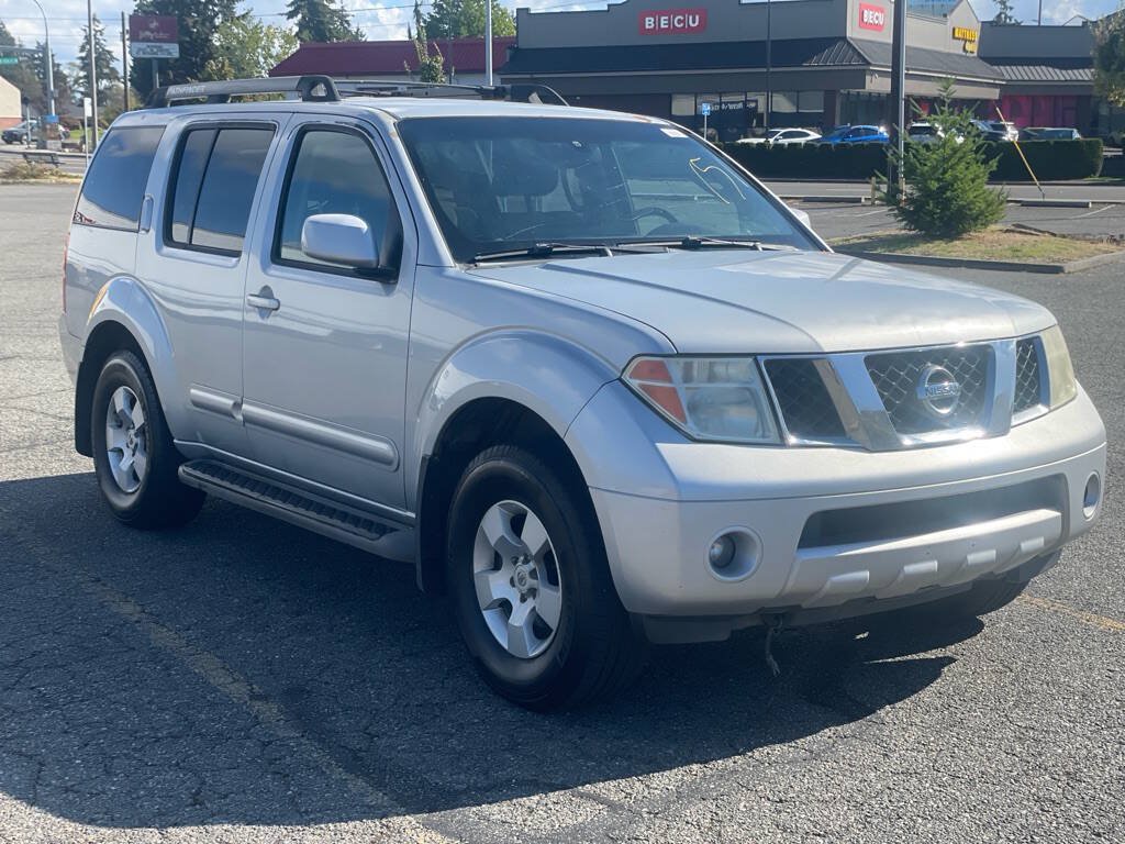 Used 2007 Nissan Pathfinder S AWD/4WD image 1
