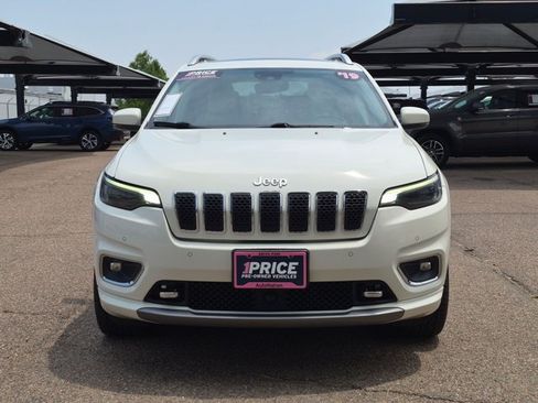 Used 2019 Jeep Cherokee Overland w/ Technology Group AWD/4WD image 2
