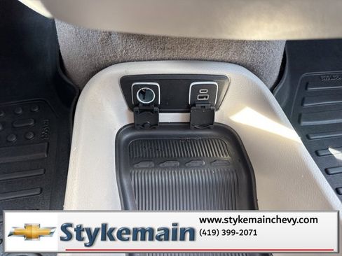 Used 2021 Chrysler Pacifica Touring-L w/ Uconnect Theater Family Group image 56