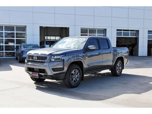 New 2026 Nissan Frontier SV image 2