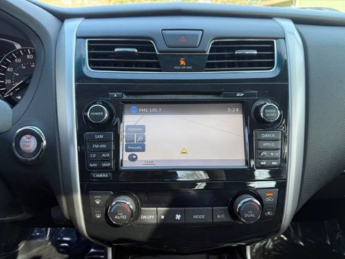 Used 2015 Nissan Altima 3.5 SL image 22