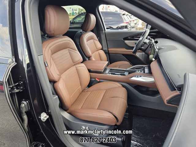 New 2026 Lincoln Nautilus Reserve AWD/4WD image 13