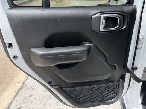 Used 2019 Jeep Wrangler Unlimited Sport AWD/4WD image 22