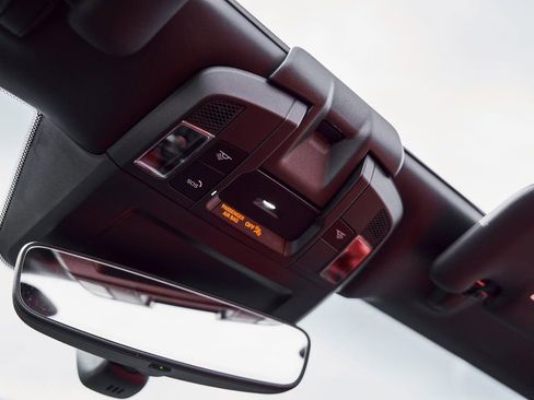 Used 2022 Porsche 911 Turbo S w/ 911 Turbo Sportdesign Package image 80