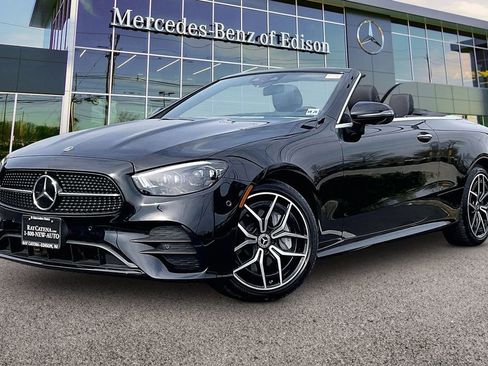 Used 2023 Mercedes-Benz E 450 4MATIC Cabriolet image 5