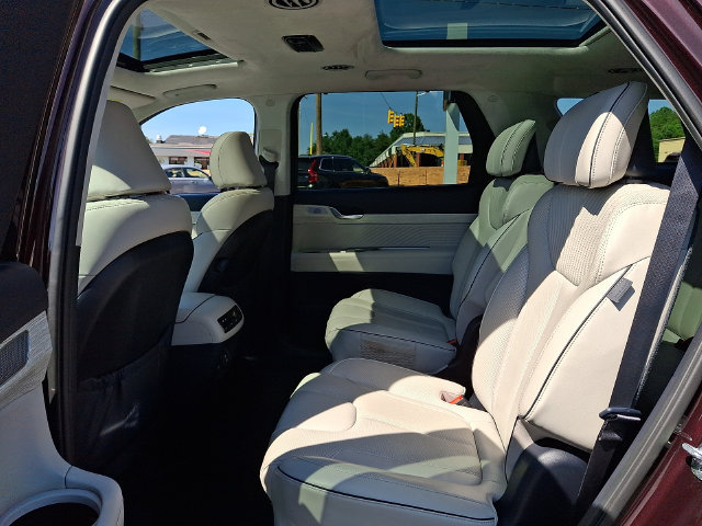 Used 2024 Hyundai Palisade Calligraphy AWD/4WD image 10