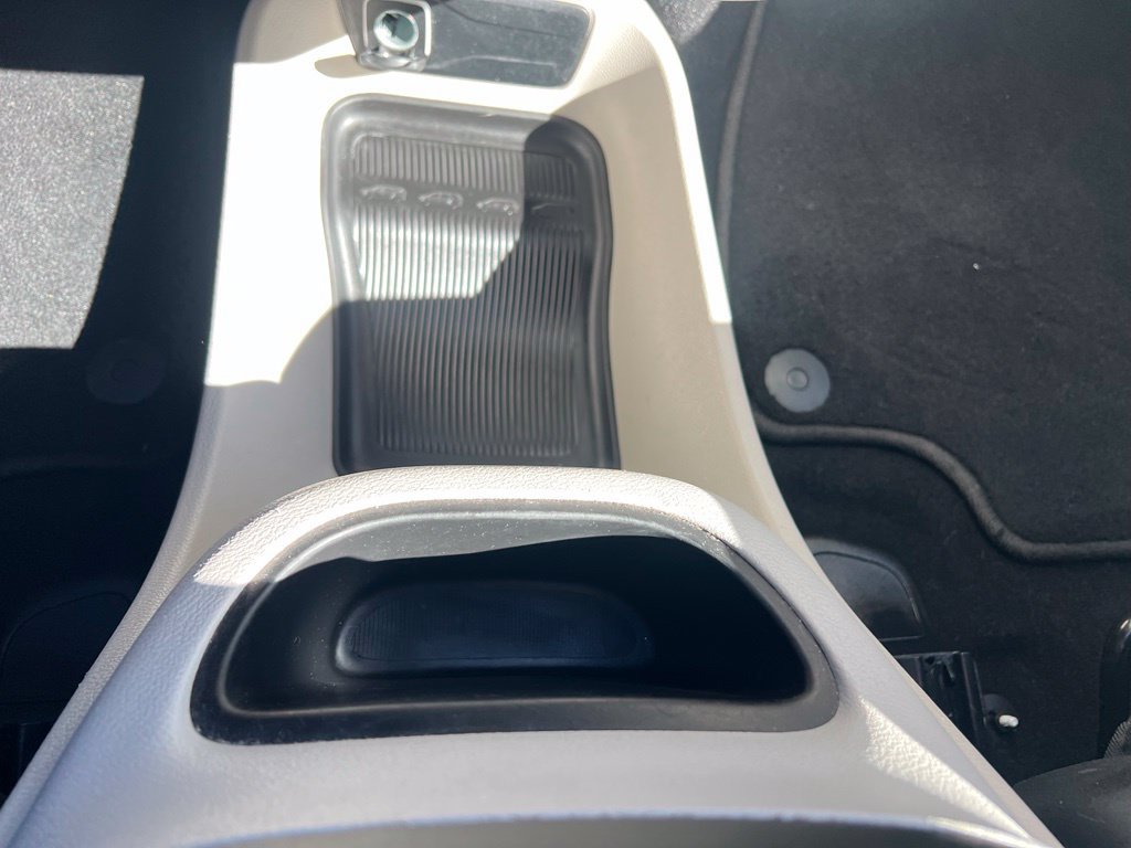 Used 2023 Chrysler Pacifica Touring-L FWD image 29