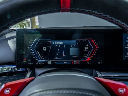 Used 2025 BMW M5 Touring image 17