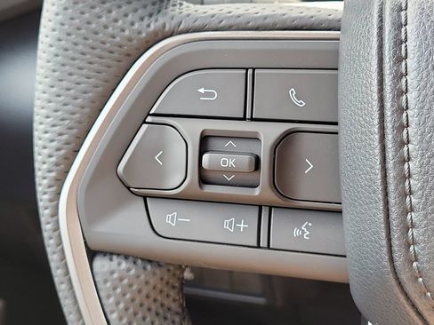New 2026 Toyota Tundra SR5 w/ SR5 Premium Package AWD/4WD image 9