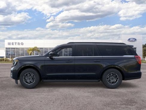New 2026 Ford Expedition Max Active AWD/4WD image 3