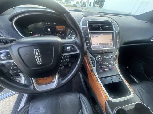 Used 2020 Lincoln Nautilus Reserve w/ Equipment Group 201A AWD/4WD image 21