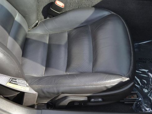 Used 2006 Chevrolet Corvette Convertible w/ Preferred Equipment Group RWD image 24