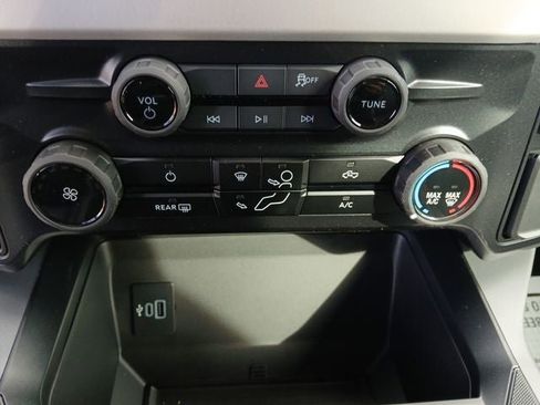New 2026 Ford F250 XLT w/ FX4 Off-Road Package image 22
