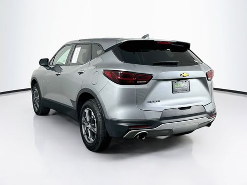 Used 2025 Chevrolet Blazer LT FWD image 5