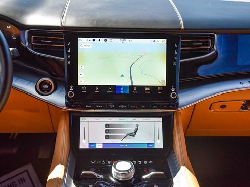 Certified 2023 Jeep Grand Wagoneer Series III AWD/4WD image 18