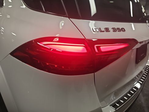 New 2026 Mercedes-Benz GLE 350 4MATIC image 35