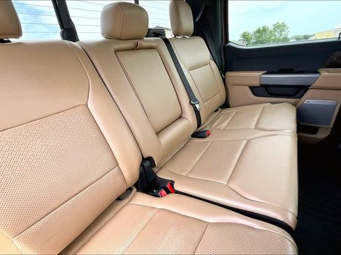 Used 2022 Ford F150 Lariat w/ Equipment Group 502A High AWD/4WD image 25
