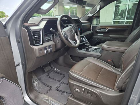 Used 2023 GMC Sierra 1500 Denali w/ Denali Reserve Package AWD/4WD image 6