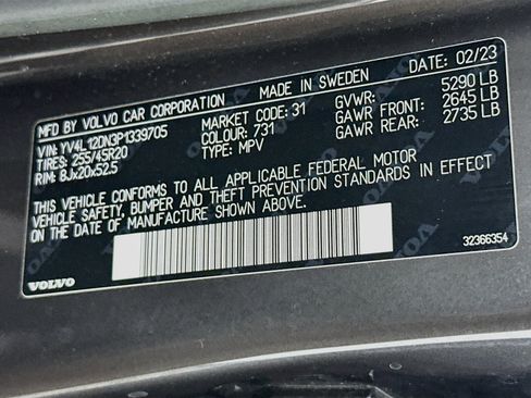 Used 2023 Volvo XC60 B5 Plus w/ Protection Package Premier FWD image 12